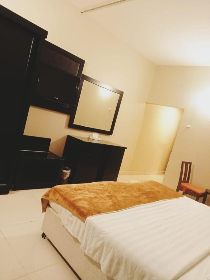 Aliqbal Hotel Ал Хубар Екстериор снимка