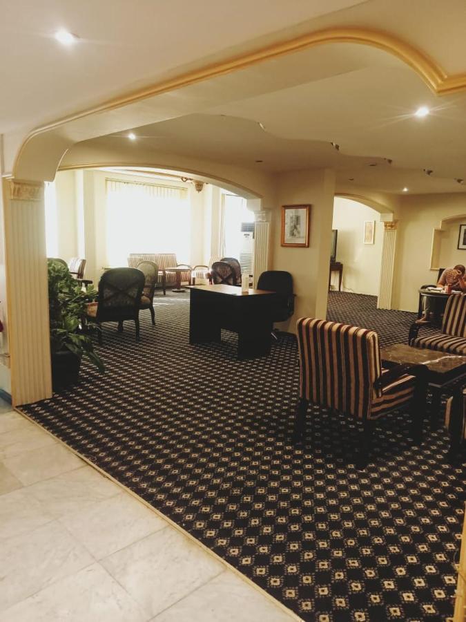 Aliqbal Hotel Ал Хубар Екстериор снимка